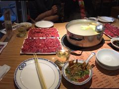 -潮汕牛肉火锅