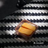 半岛月饼真的好吃,虽然没有加热奶黄流心
