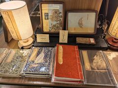 -邊城書店