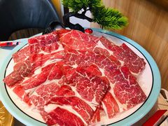 鲜嫩牛肉-矮冬瓜红茶火锅