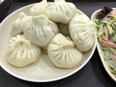 荠菜鲜肉包-津门张记包子铺(华昌道店)