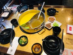 -左庭右院鲜牛肉火锅(金山万达店)