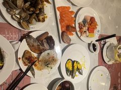 -四海一家自助餐(益田假日广场店)