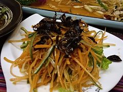 -香巴拉云南餐厅(华莱坞店)