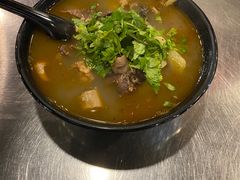 -马路牙子烧烤音乐酒馆(望京店)