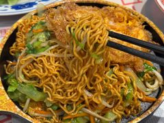 -老班长·小龙虾·鲜货烧烤大排档(金街美地店)