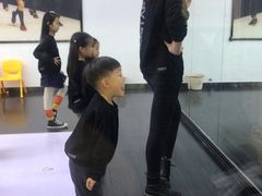 -潮童星少儿模特形体培训(郑州总校)