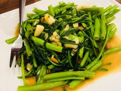 -The Dishes Seafood & Restaurant