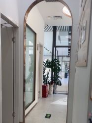 -嘉和医学脱毛中心