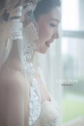 -Lady  Jane高端婚纱礼服馆