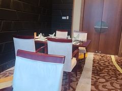-粤尚腾香居中餐厅(首都机场希尔顿店)