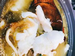 -周鱼小馆石锅酸菜鱼(活力汇店)