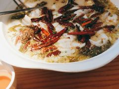 -江渔儿酸菜鱼专门店(明珠广场店)