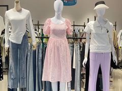 -王府井奥莱临潼小镇(临潼店)