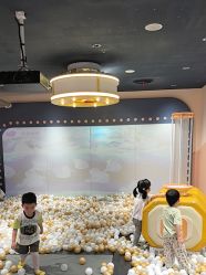 -奈尔宝家庭中心·亲子餐厅(北京东坝万达店)