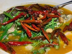 山茶油丹江大鱼头-清水亭湖北菜(大屯DT51店)