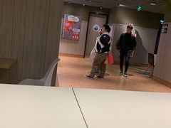 -肯德基(湾畔店)