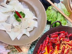 -鸿姐老火锅(静安店)