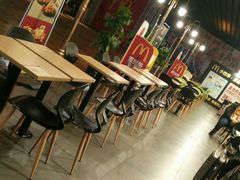 -麦当劳(郑州东高铁站店)