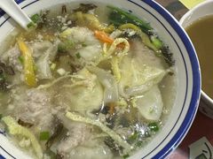 -长人馄饨铺(解放街店)