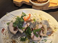 -大头虾越式风味餐厅(光明广场店)