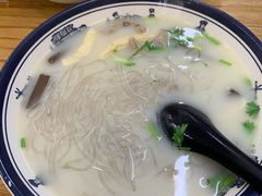 -鸭小妹鸭血粉丝(老门东店)