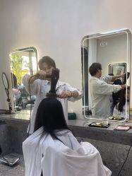 -苏豪美发S A L O N烫发染发