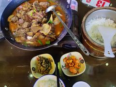 -富正毅三下锅·湘西韵味(天门山索道店)