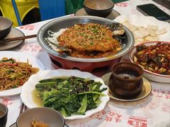 -堂瓦里·34年传统赣菜(第一街区店)