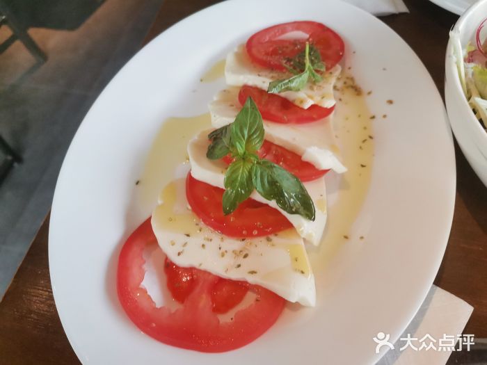 FABIO’S费比欧披萨餐厅马苏里拉配番茄图片