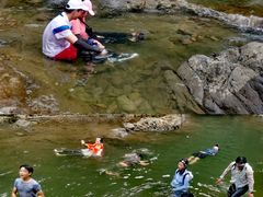 -安吉龙王山峡谷漂流