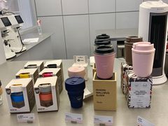 零售区-Manner Coffee(IFS一楼店)