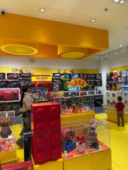 -乐高授权专卖店(朝阳大悦城店)