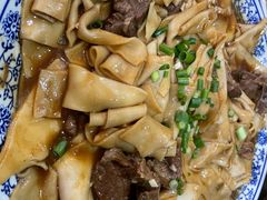 -壹阁胡羊焖饼(特色小吃街店)