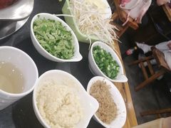 -冯记香辣兔火锅(茶店子总店)