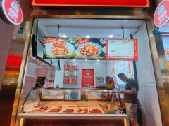 门面-鑫记婆婆兔·成都特产·兔头手撕兔(太古里店)