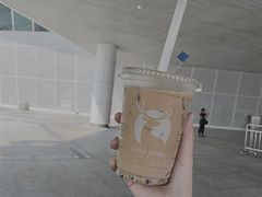 陨石拿铁-瑞幸咖啡(深圳宝安机场国内到达厅店)