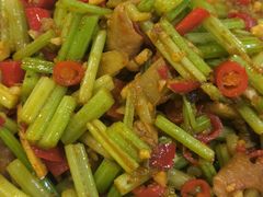 干锅肥肠-新新湘菜馆(新中街二条店)