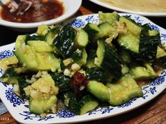 -老天桥酱肉烧饼夹肘子(天桥店)