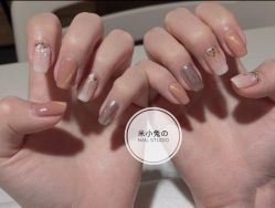 -米小兔美甲美睫