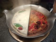 -湊湊火锅·茶憩(打浦桥日月光店)