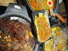 -吞鱼兽麻辣烤鱼(万达店)