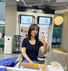 -变画·发型STUDIO