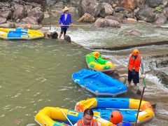 -安吉龙王山峡谷漂流