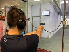 -都市枪神实弹射击俱乐部