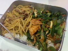 青椒炒肉丝盖饭-石笨笨·盖浇饭大王(MOMOPARK店)