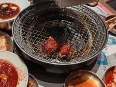 -草家酱蟹炭火烤肉店(珲春南路一店)