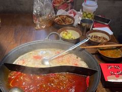 -萍姐火锅·公路夜市(武汉首店)