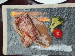 火焰西冷牛排-朗丽兹自助餐厅
