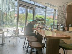 -星巴克(上海长宁来福士1F店)
